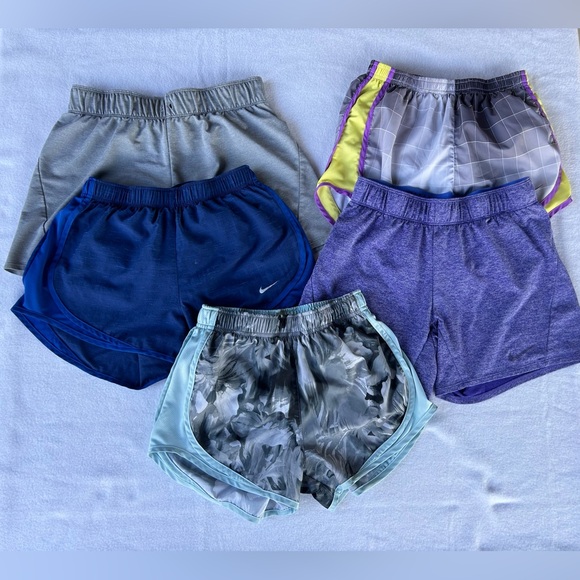 Lot of Women’s Nike Shorts Small and X-Small - Picture 1 of 11